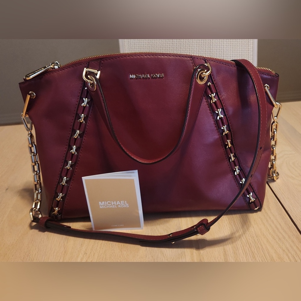 Michael Kors 100% smooth leather, crossbody handbag purse, merlot color